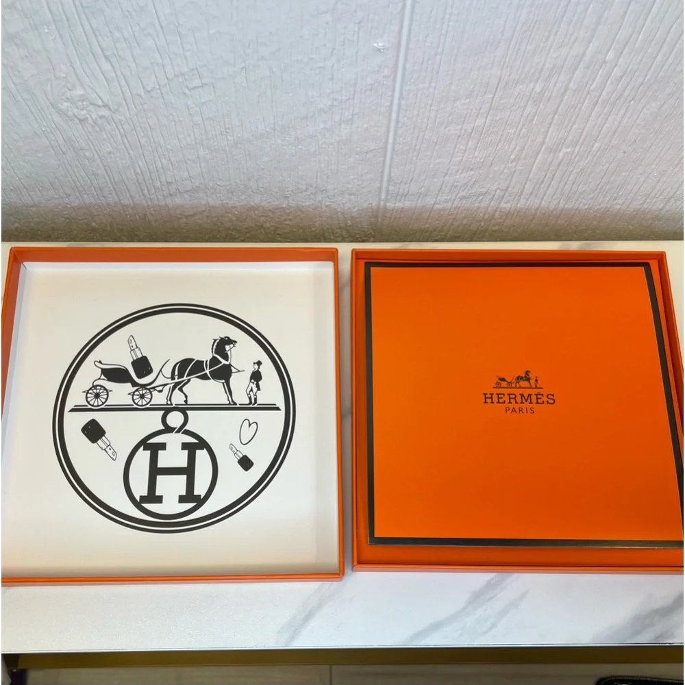 Hermes Lipstick Set Bundle! NEW IN BOX! GIFTABLE! Retail $450!